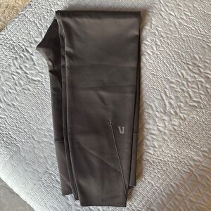 Vuori Evolve High-Rise Active Leggings